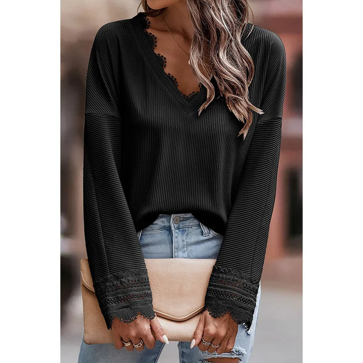 Hayden Amaris | Elegant Sweater With Lace
